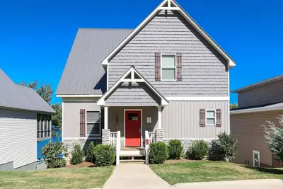 Image de House #44 Dock Holiday (no pets) Lakefront/Private Boatslip