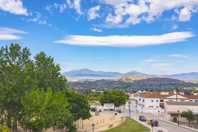 Image de Cubo's Nueva House Town Center \/ urbain \/ wifi gratuit \/ Bbq