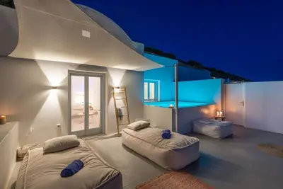 Image de Luxury Santorini Villa | 1 Bedroom | Villa Arcadia | Private Heated Pool & Jacuzzi & Sea Vies | Pyrgos Kalistis
