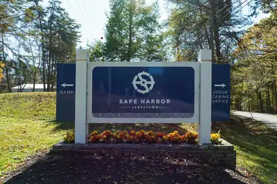 Image de Welcoming 2 Bedroom 1 Bath Tiny Cabin located at Lake Cumberland #402