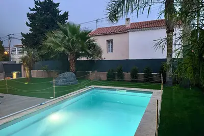 Image de Villa climatisée 6 personnes avec Piscine - 300m des criques
