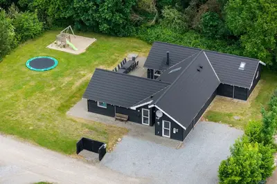 Image de Superbe maison à Glesborg avec sauna