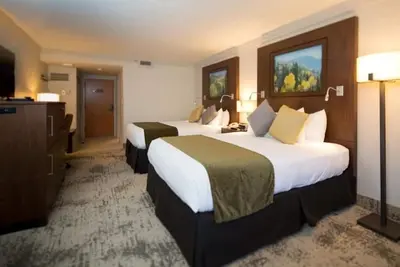 Image de 2 Bedroom Luxury Suite at The Cliff Lodge Wasatch Wildflower Festival