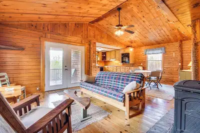 Image de Charming Lovell Cabin - 7 Mi to Kezar Lake!