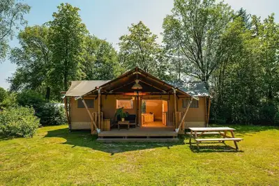 Image de A really nice glamping tent for your whole family