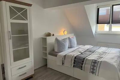 Image de Schöne Dachgeschosswohnung im Gastroviertel an der Elbe