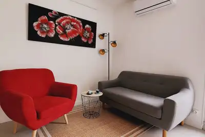 Image de Romarin, un T3 Climatisé 4 personnes entre les plages et les gorges du Verdon