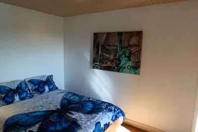 Image de maison individuel en campagne offrant un séjour détente pour toute la famille