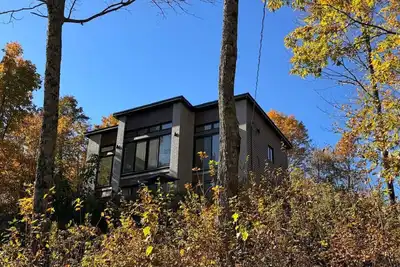 Image de La Vue - Mountain Top Cottage