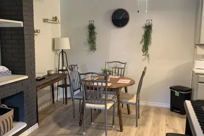 Image de Cozy 1 bedroom in the heart of Chelmsford!