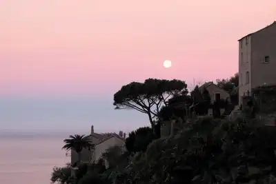 Image de Nonza, une maison face à la mer