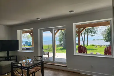 Image de Waterfront Cottage, Adults' Retreat, Private. To Do: Fish Hike Kayak Canoe WiFi