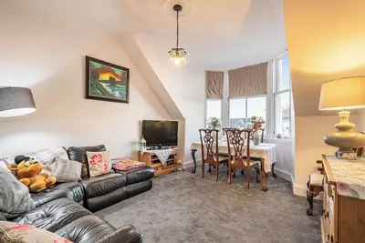 Image de A lovely apartment within walking distance of the town centre with restaurants, bars and cafés.
