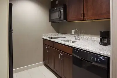 Image de Relax and Unwind! Fully Equipped Kitchen, Indoor Pool, Free Breakfast!