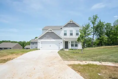 Image de Brand new home less than 30 mins away from Louisville's favorite destinations!