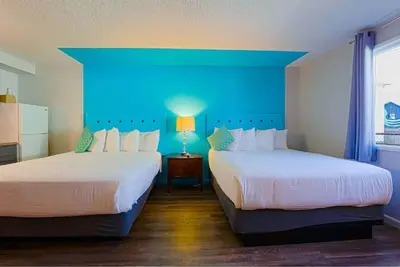 Best Place to Unwind! 2 Relaxing Units! Pet-friendly Property, Free Parking