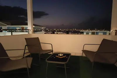 Image de Bel Appartement de 63m2 Avec vue sur la Ville de St Denis et l Océan