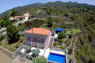 Image de Villa Buena Vista mit Beheiztem Pool und Sauna