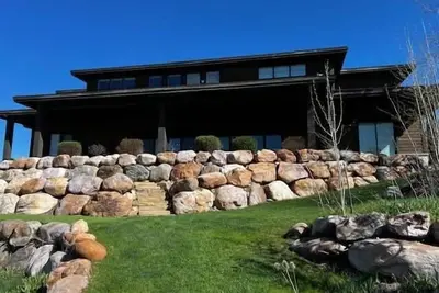 Exceptional luxury 9 bdr 11 bath