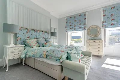 Image de Bamburgh Staycation-de Luxe-Suite-Douche-Vue mer