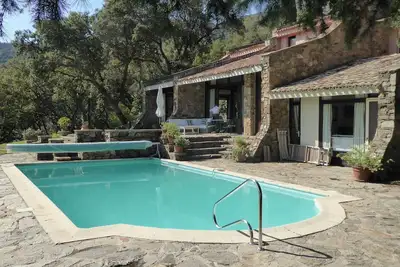 Image de Villa Plein Sud - Vue Imprenable - Piscine - Jardin - La Garde Freinet