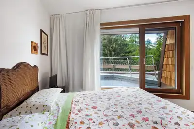 Image de Appartement \"Pino\" avec vue sur les montagnes, terrasse privée et jardin partagé