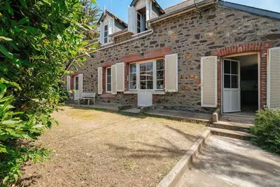 Image de Maison de vacances 'Maison Pleneuf Val André Plage 5 min à pied' avec terrasse, jardin privé et WiFi