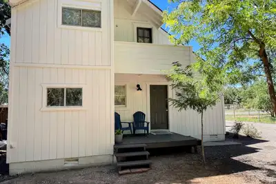 Image de The Birch at Lazy Oaks Resort