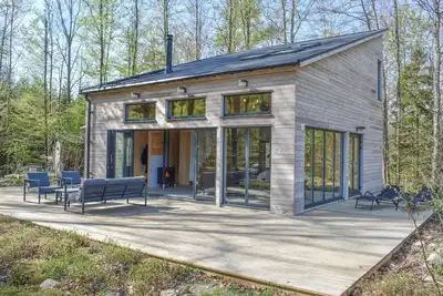 Image de Superbe maison à Arkelstorp avec sauna