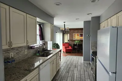 Image de Entire Cozy House close to  Mgm, Dc, Virginia