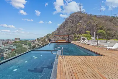 Image de Sweet Oasis! 2 Bedroom Brand New Home!