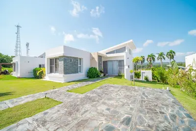 Incroyable villa 2br près des plages de surf!