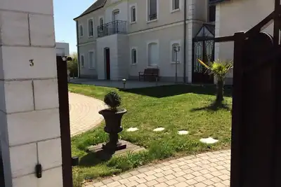 Image de Cottage La Villa Boléro\nUn Petit manoir, un lieu unique accueille les familles