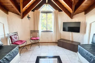 Comfortable duplex steps from the City Center