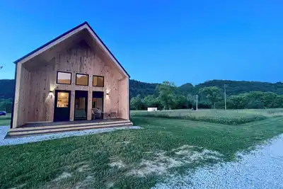 Image de Moonrise Meadow | Hot Tub | Private River | Views