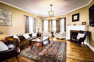 Image de Spacious Historic Home | 7br West End for Groups