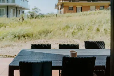 Image de Kotee Kongee - Prachtig, Rustig en Ruim Appartement Vlakbij zee