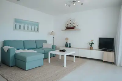 Image de New apartment by the sea with private parking