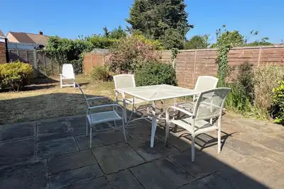 Image de Cosy secure 3 bed house by luton airport with parking