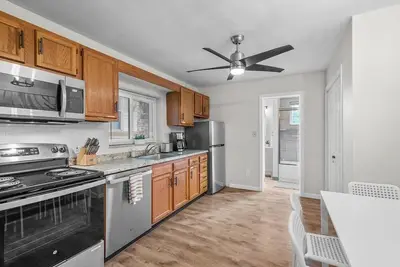 Image de Bloomfield\/Pittsburgh Large&Accessible 3bd w\/Prkg