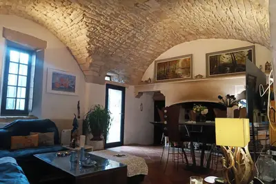 Image de Séjournez dans un Lieu chargé d'histoire entre mer et Cévennes