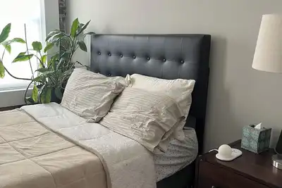 Image de Cozy condo in downtown Omaha.