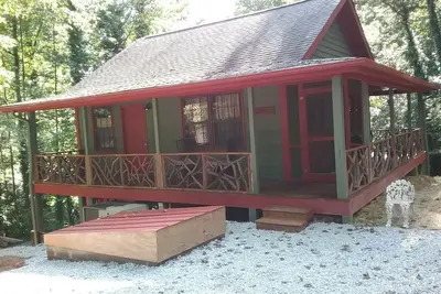 Image de Creekside Cabin Close to hiking trails and waterfalls