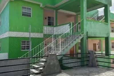 Image de Make some memories at this unique two bedroom home