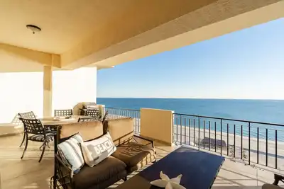 Image de Brand New 3 Bedroom condo excellent view, C31007