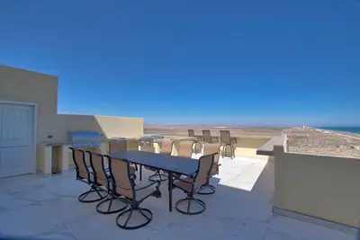 Image de 4 Bedroom Condo private pool 12th. Floor, C31204