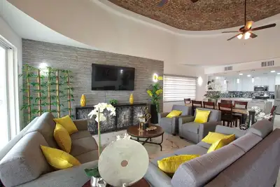 Image de Brand New Villa 17 Beachfront