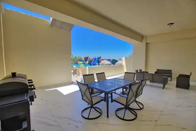 Image de Great capacity 5 bedroom condo D-40110