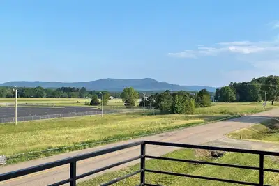 Image de On Cloud 9 - Mountain View’s near Mena Intermountain Airport Kmez.