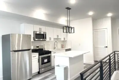 Image de Homey Vibe 2-Bedroom Haven – Sleeps 5, Great for Families